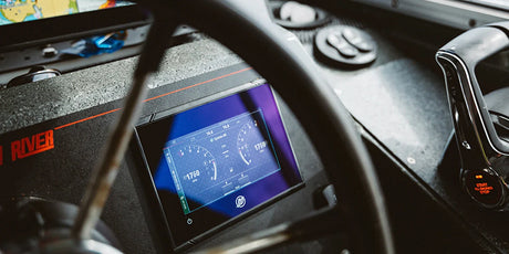 Battery Drain, Bilge Pumps, and Alerts: What Smart Sensors Really Monitor