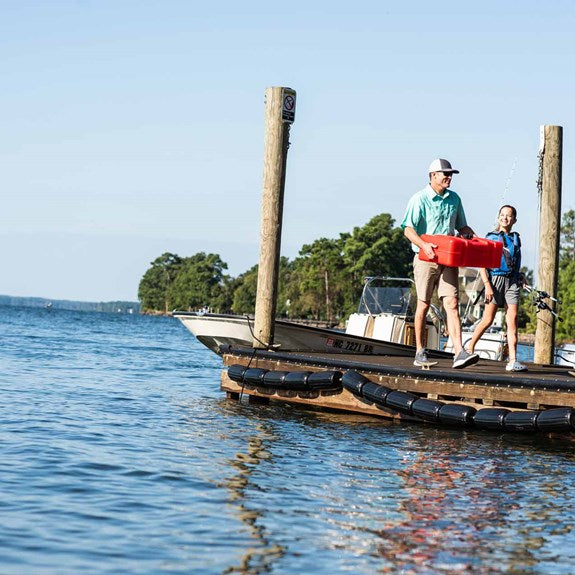 Scepter - Rectangular Portable Fuel Tank - 9 Gallon - 08667