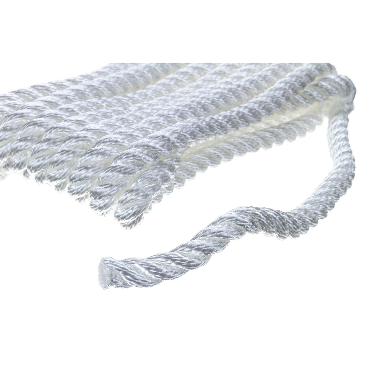 Seachoice - Three Strand Twisted Nylon Dock Line | White | 3/8" x 10' | 42501