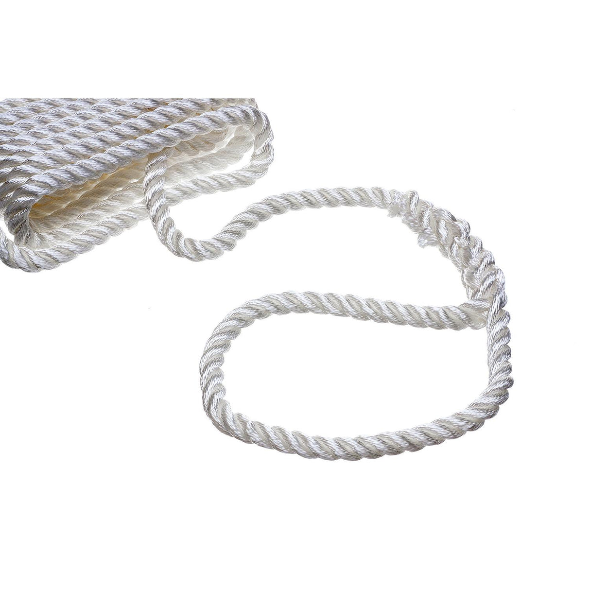 Seachoice - Three Strand Twisted Nylon Dock Line | White | 5/8" x 20' | 42591