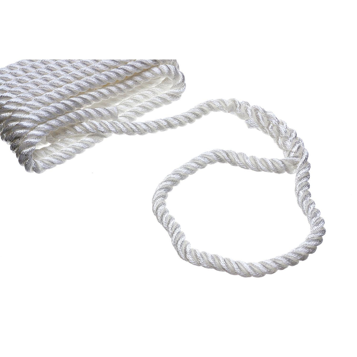 Seachoice - Three Strand Twisted Nylon Dock Line | White | 5/8" x 25' | 42601