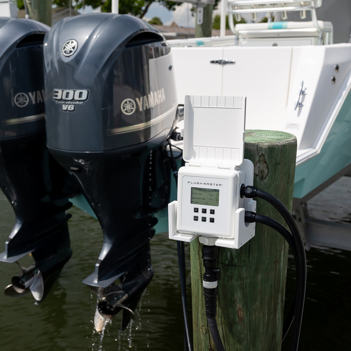 Flushmaster – Flushmaster Cradle | Dockside Mount for Flushmaster Controller - lifestyle2