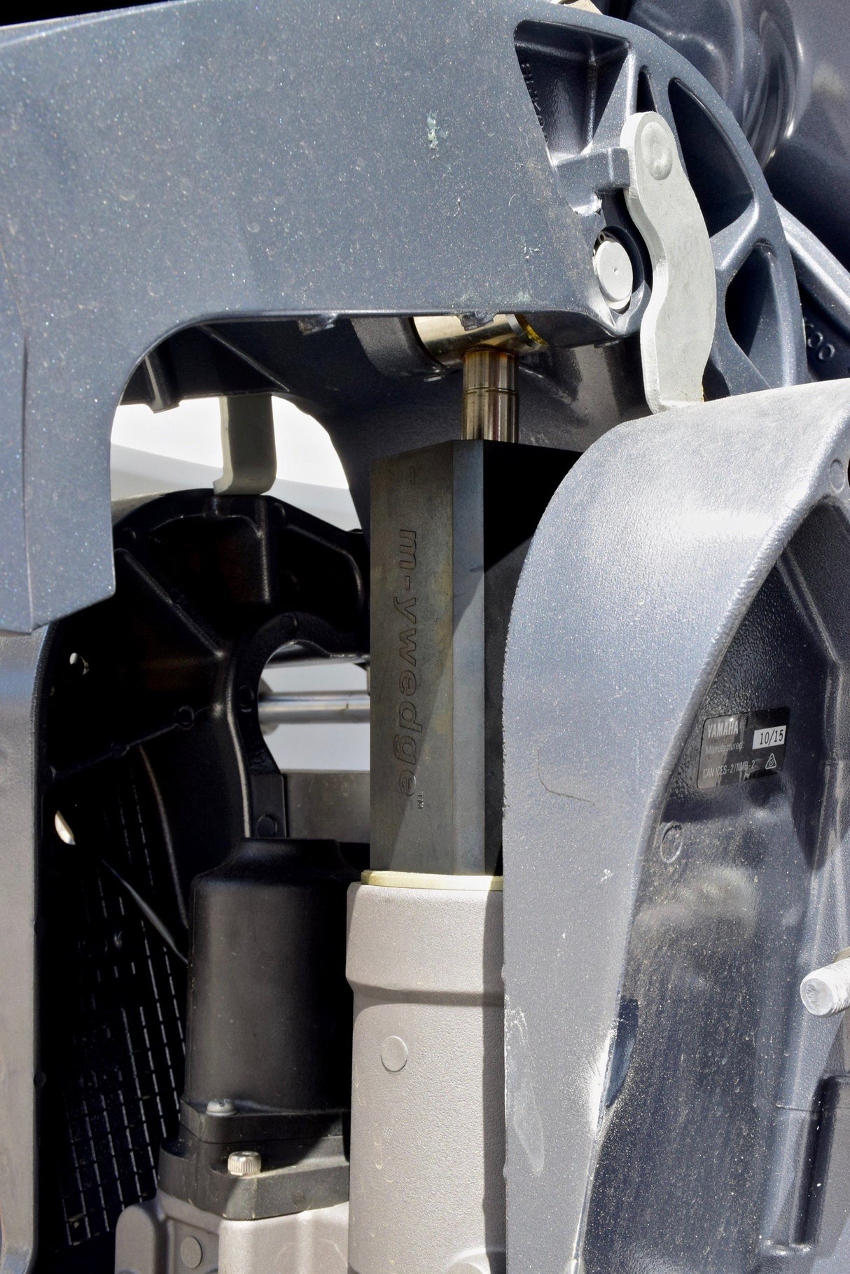 M-Y Wedge Transom Saver Outboard Engine Trailering Support & M-Y Wedge Centering Clip Kits M-YC123 - Fits Single Ram Trim and Tilt