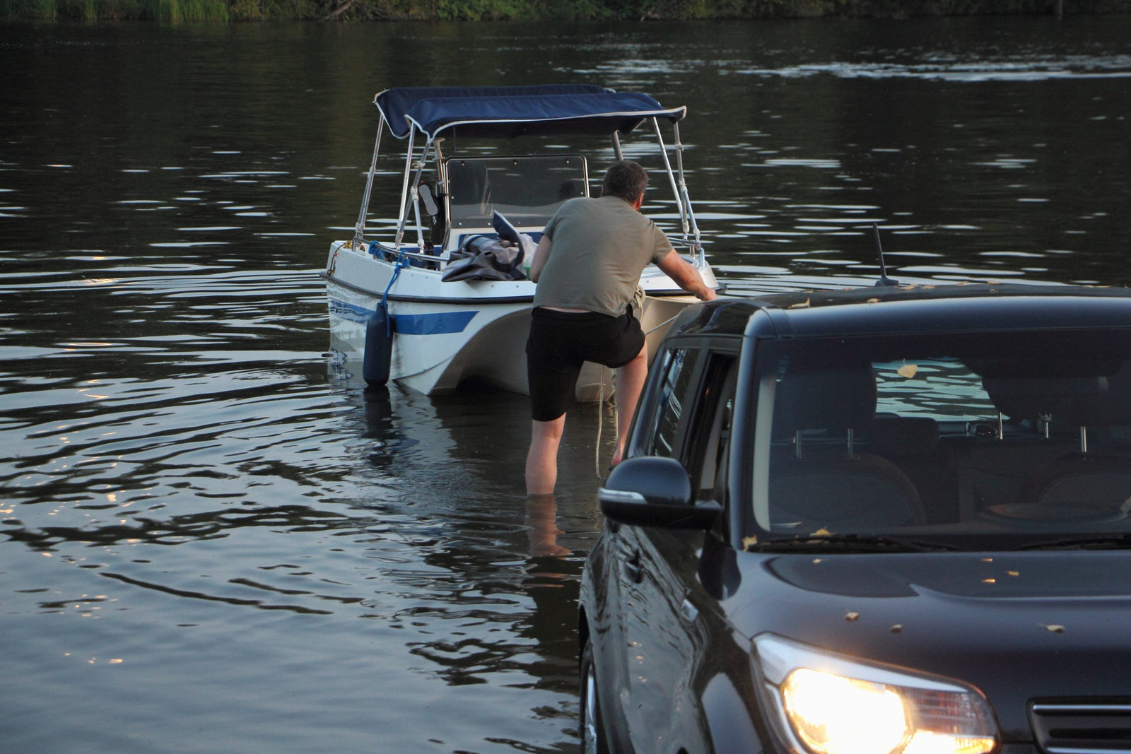 3 Tips for Better Boating Etiquette