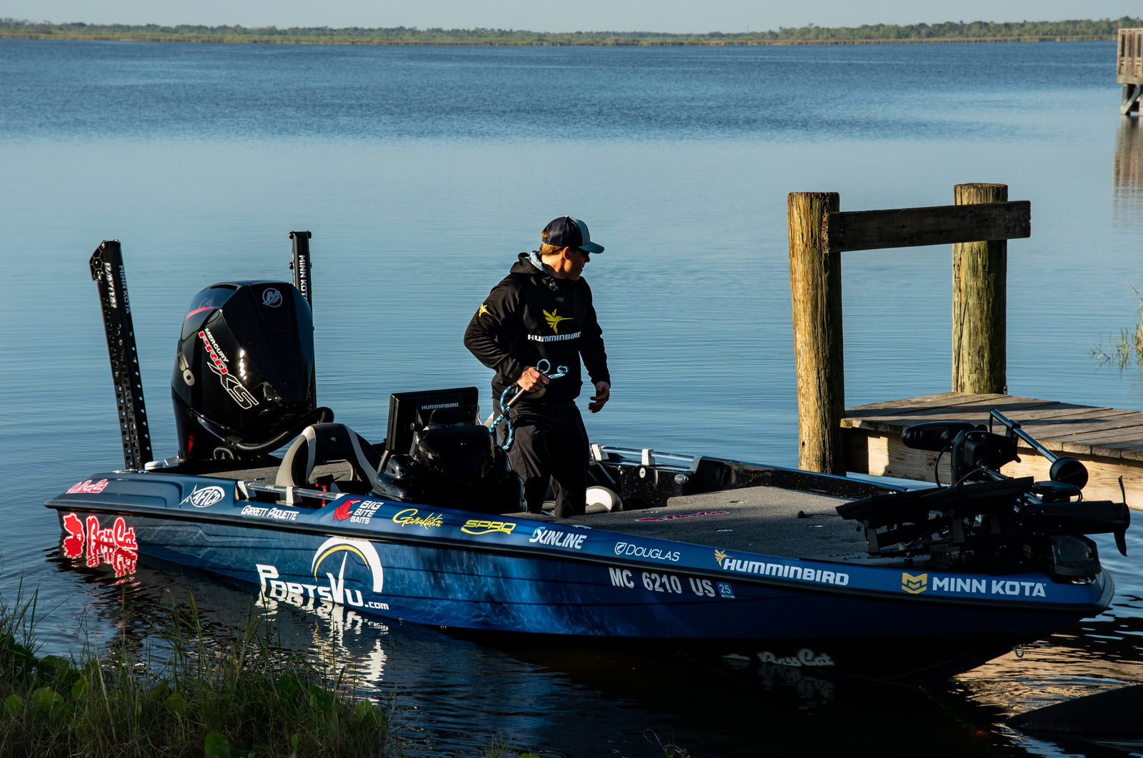 Fishing Bassmaster Opens vs. the Bassmaster Elite Series