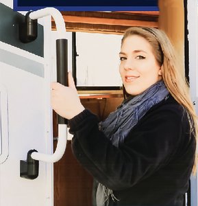 Camco Marine - Grab Handle Foldaway Short BLACK Replaces P/n 117-42197 - 42197