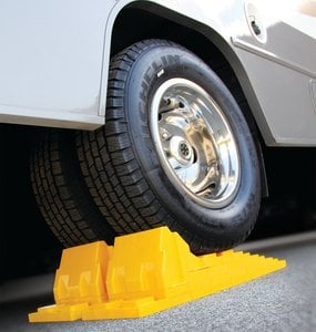Camco Marine - Leveling Block Wheel Chock 2pk Replaces P/n 117-44401 Rvx - 44401
