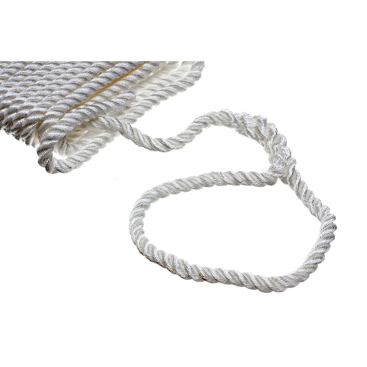 Seachoice - Three Strand Twisted Nylon Dock Line | White | 5/8" x 30' | 42611