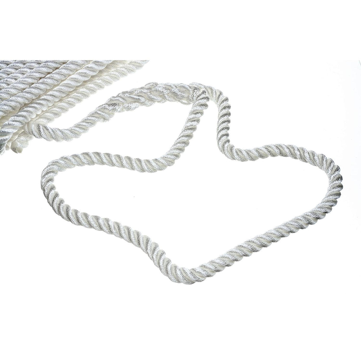 Seachoice - Three Strand Twisted Nylon Dock Line | White | 3/4" x 35' | 42641