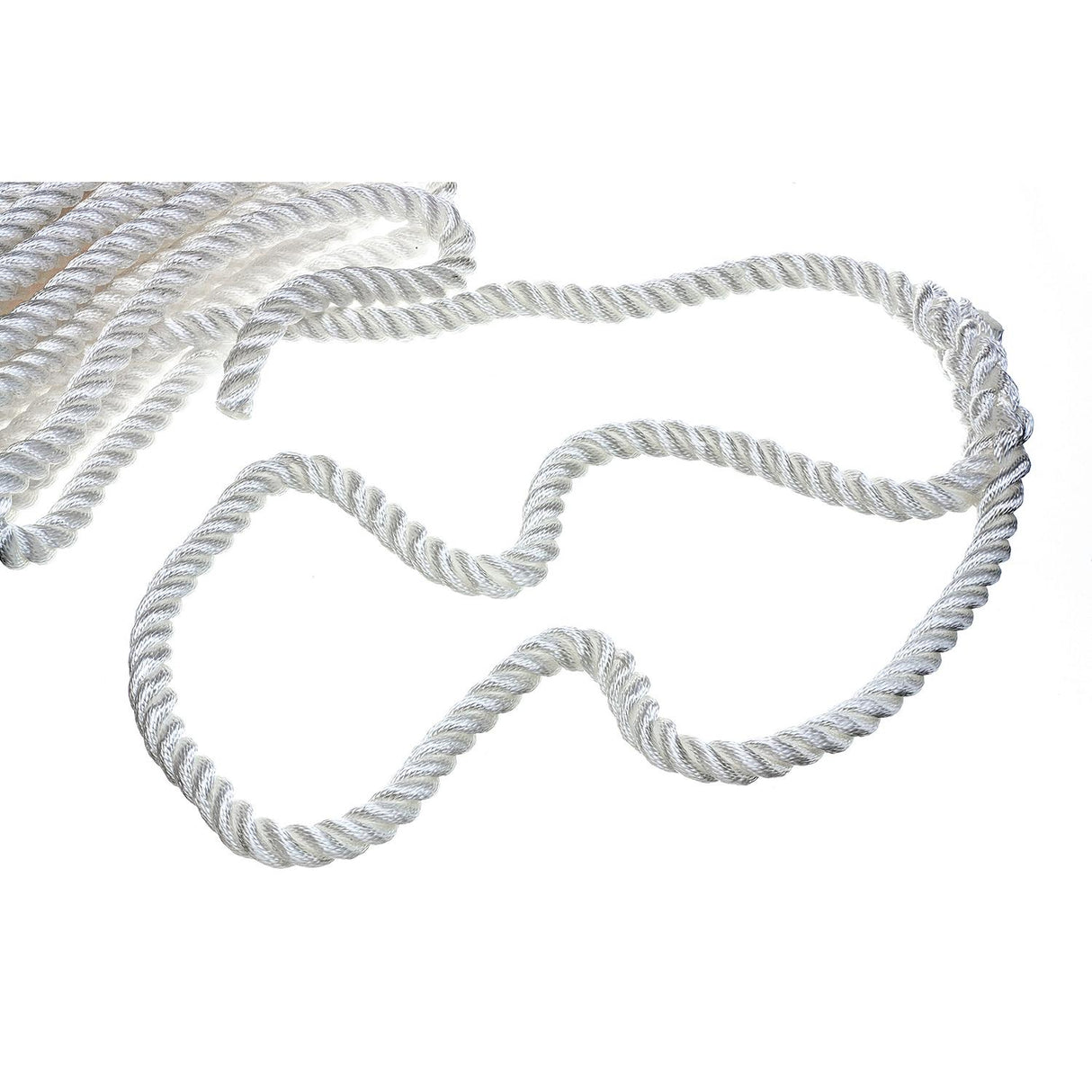 Seachoice - Three Strand Twisted Nylon Dock Line | White | 3/4" x 50' | 42651