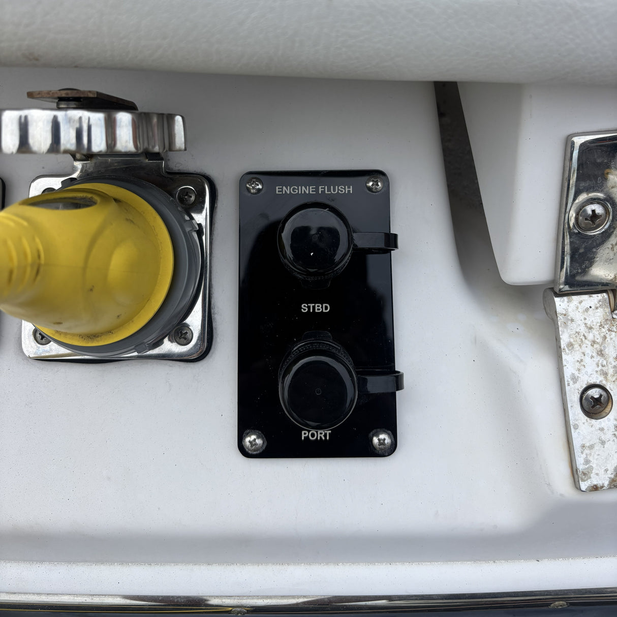 Flushmaster - Flush Port Reroute - Acrylic - Single to Quad Engine Applications