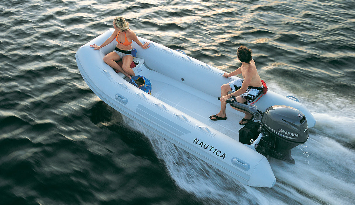 Yamaha F40 Outboard Motor