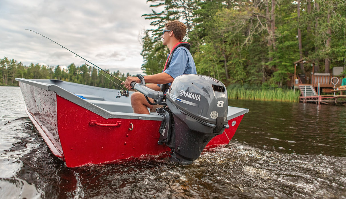 Yamaha F8 Outboard Motor