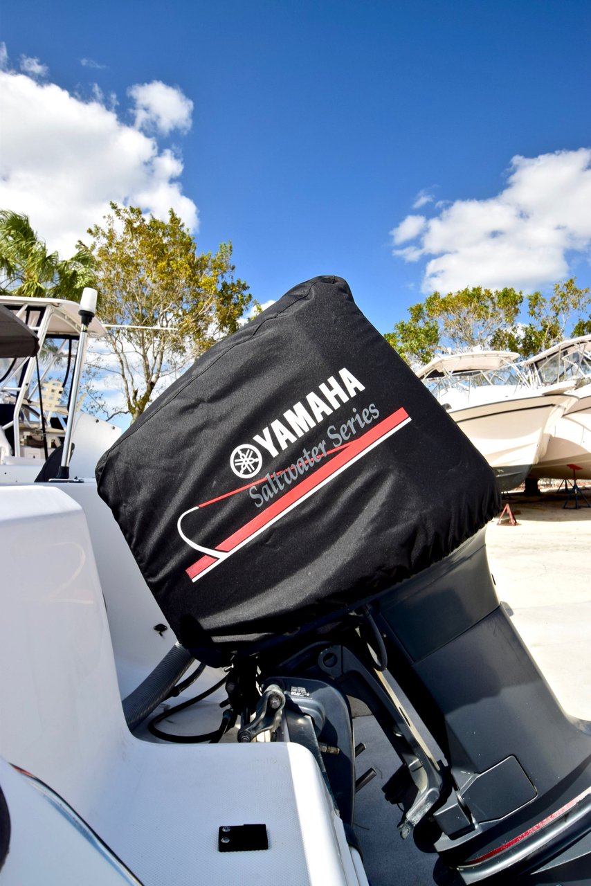 Yamaha Saltwater Series Deluxe Outboard Motor Cowling Cover - MAR-MTRCV-11-SS - **Open Box**