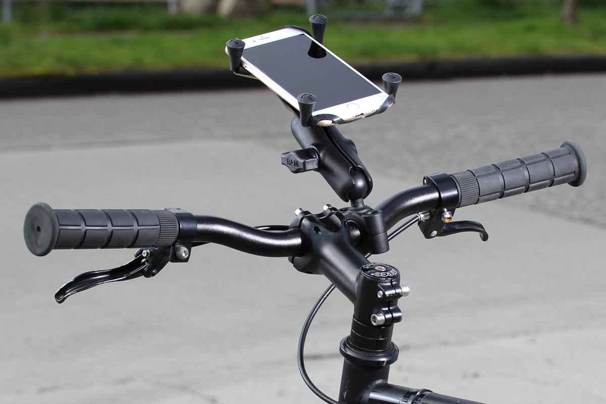 RAM Mount - RAM Torque 3/4" - 1" Diameter Handlebar/Rail Base with 1" Ball, Short Arm and X-Grip for Phones - RAM-B-408-75-1-A-UN7U