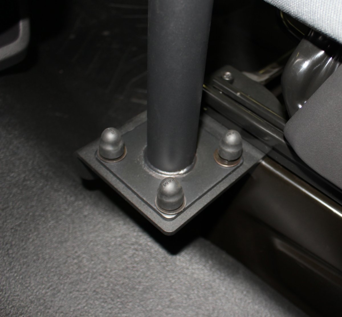 RAM Mount - No-Drill Laptop Base for Ford Transit Full Size Van - RAM-VB-194